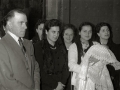 EL ENTONCES CARDENAL RONCALI Y POSTERIORMENTE PAPA JUAN XXIII EN PASAI DONIBANE DURANTE LA CELEBRACION DEL BAUTIZO DE LA SOBRINA DE MONSEÑOR LABOA, MARIA LUISITA. (Foto 2/25)