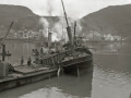 EMBARCACION "ANTONIO" SIENDO REMOLCADA, TRAS UN NAUFRAGIO AL PUERTO DE PASAIA. (Foto 12/13)