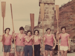 Campeones del Campeonato de España de Juveniles. De izquierda a derecha: Genaro, Juanjo, Josean, Lucas, Rafa y Floren