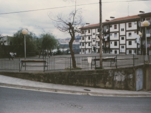 Reparación del parque infantil en Juandanburu