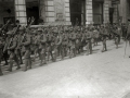 LLEGADA DE SOLDADOS A SAN SEBASTIAN ANTES DE PARTIR HACIA AFRICA. (Foto 4/7)