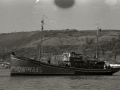 LOS PESQUEROS "MALAGA" Y "MAITE" FONDEADOS EN EL PUERTO DE PASAIA. (Foto 2/3)