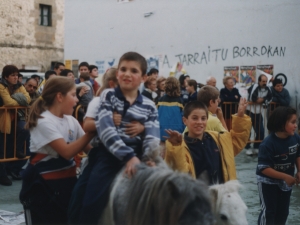 Umeentzako pottokak Santa Fe jaietan